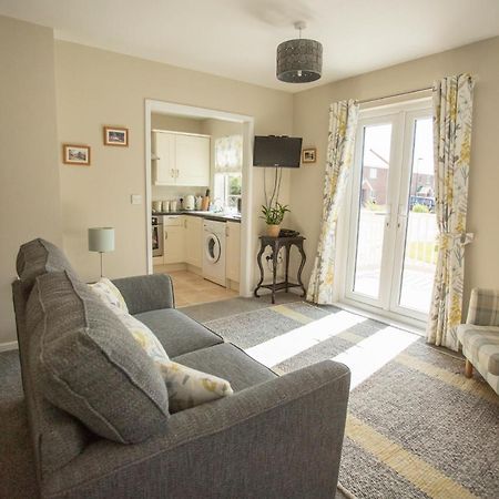 Pant-Y-Celyn Studio Apartment Aberaeron Exterior foto